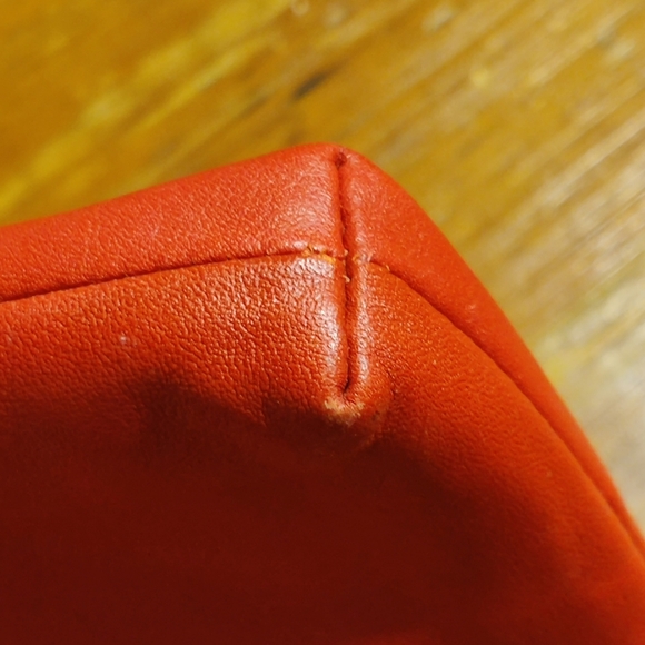 Coach - Picture 8 of 10